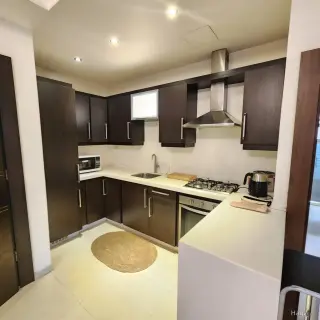 الصورة 3 من 12
