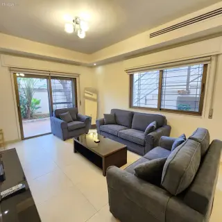 الصورة 1 من 12