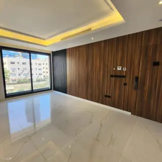 Photograph 2 of 12