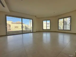 الصورة 1 من 8