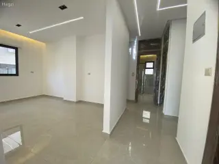 الصورة 4 من 12