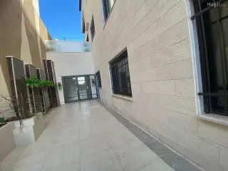الصورة 11 من 12