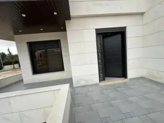 الصورة 1 من 10