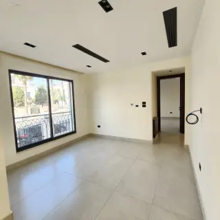 الصورة 2 من 7