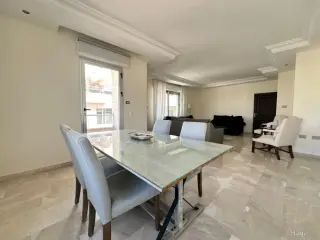 الصورة 2 من 12