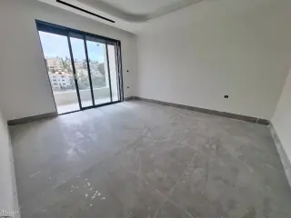 الصورة 1 من 8