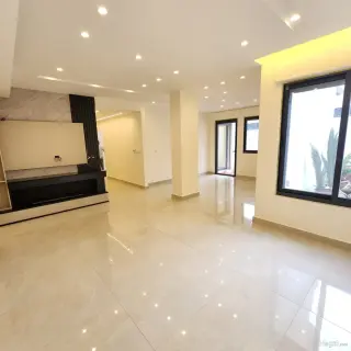 الصورة 11 من 12