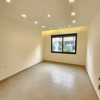 الصورة 10 من 12