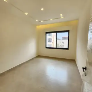 الصورة 7 من 12