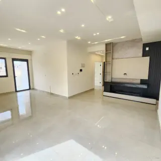 الصورة 5 من 12