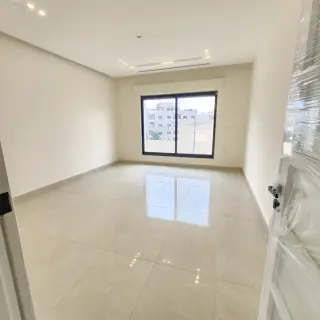 الصورة 1 من 12