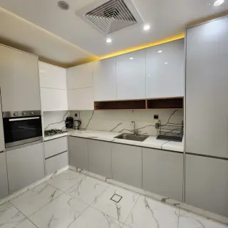 الصورة 10 من 12