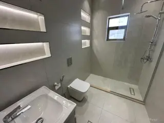 الصورة 9 من 12