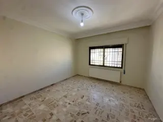الصورة 10 من 12