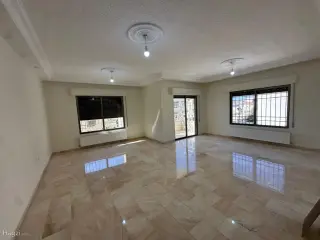 الصورة 1 من 12