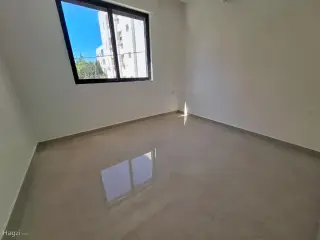 الصورة 1 من 6