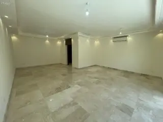 الصورة 4 من 12