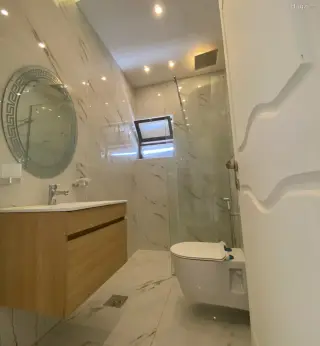 الصورة 11 من 12