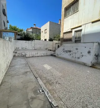 Photograph 3 of 9