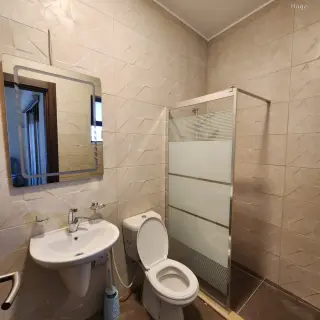 Photograph 3 of 11