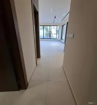 الصورة 7 من 12