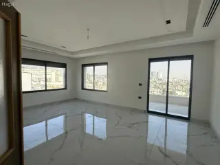 الصورة 5 من 12