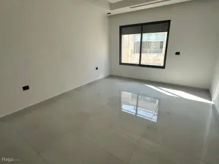 الصورة 10 من 12