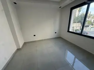 الصورة 6 من 12