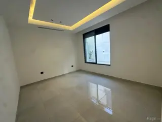 الصورة 8 من 12