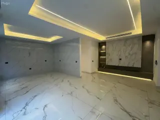 الصورة 3 من 12