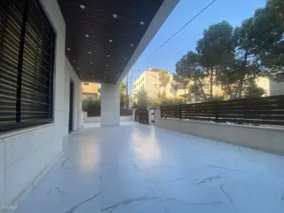 الصورة 1 من 12