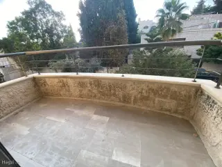 Photograph 2 of 12
