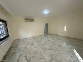 الصورة 3 من 12