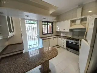 الصورة 3 من 12