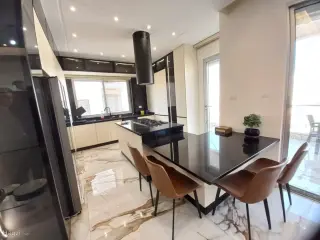 الصورة 5 من 12