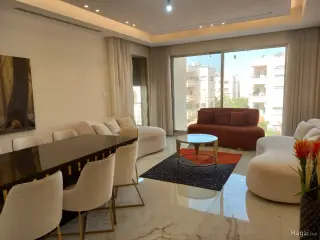 الصورة 3 من 12