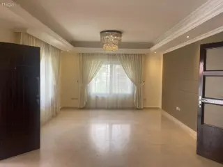 الصورة 6 من 12