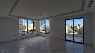 الصورة 6 من 8