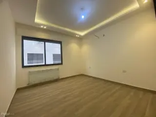 الصورة 9 من 12