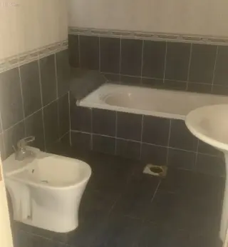 Photograph 2 of 12