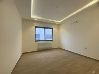 الصورة 12 من 12