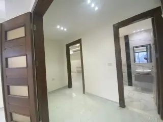 الصورة 3 من 12