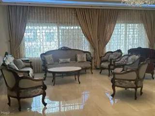 Photograph 5 of 12