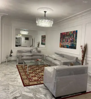 Photograph 6 of 12