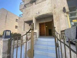 Photograph 6 of 12