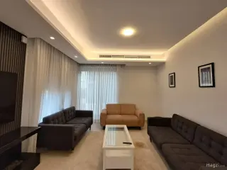 Photograph 4 of 12