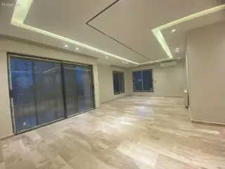 Photograph 3 of 12