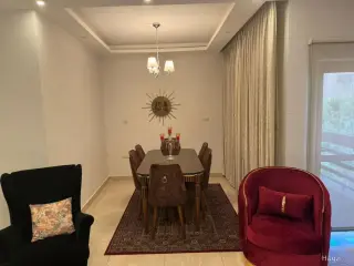 Photograph 9 of 12