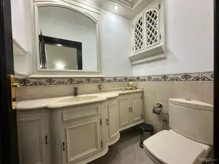 Photograph 2 of 12