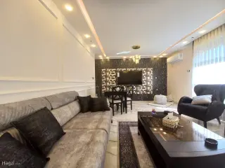 الصورة 11 من 12